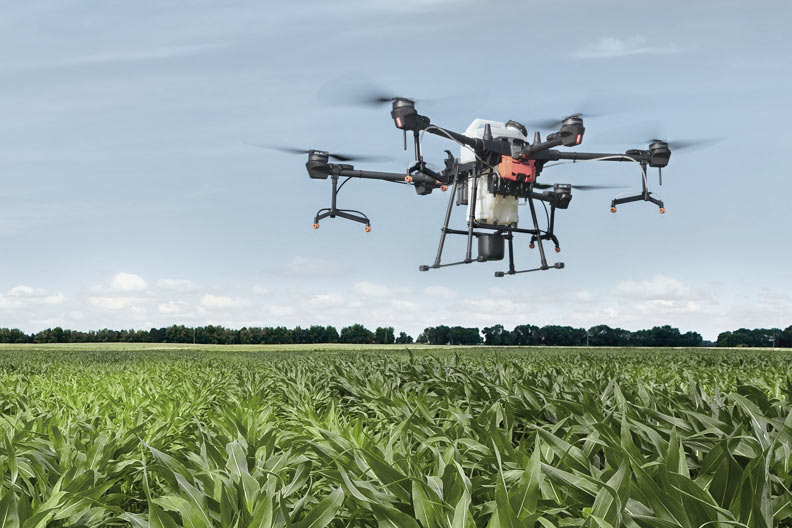 Drohnen im Einsatz in der Landwirtschaft (DJI Agrardrohnen)