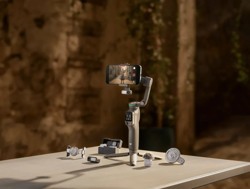 DJI Osmo Mobile 8P with accessories on a table